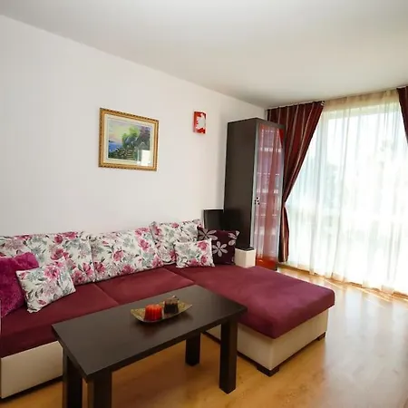 Santa Cruz Apartman *